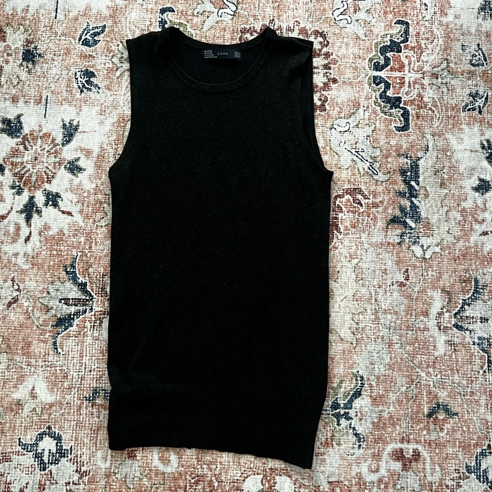 Zara Dark Charcoal Gray Crewneck Sleeveless Top